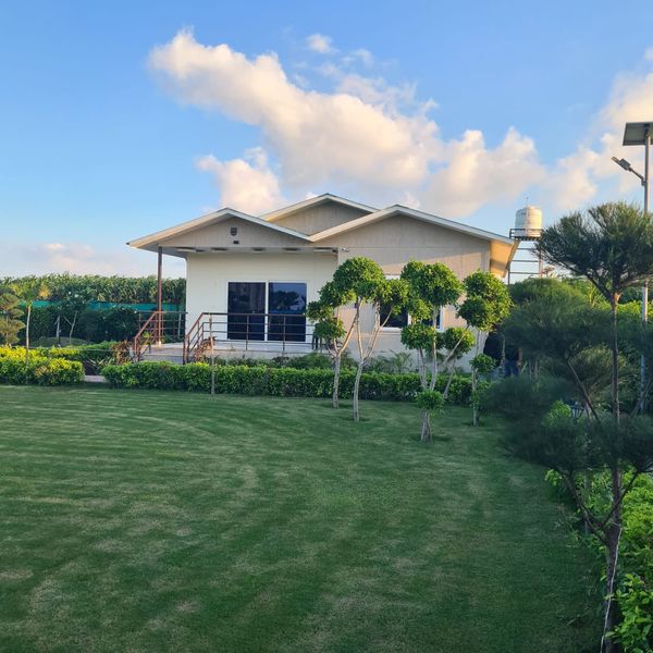 1 Bigha Farmhouse Plot in Greater Noida – Price, Size, Registry & Buying Guide